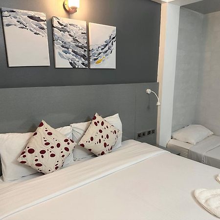 The G Ten Holiday Inn هولهومالي المظهر الخارجي الصورة